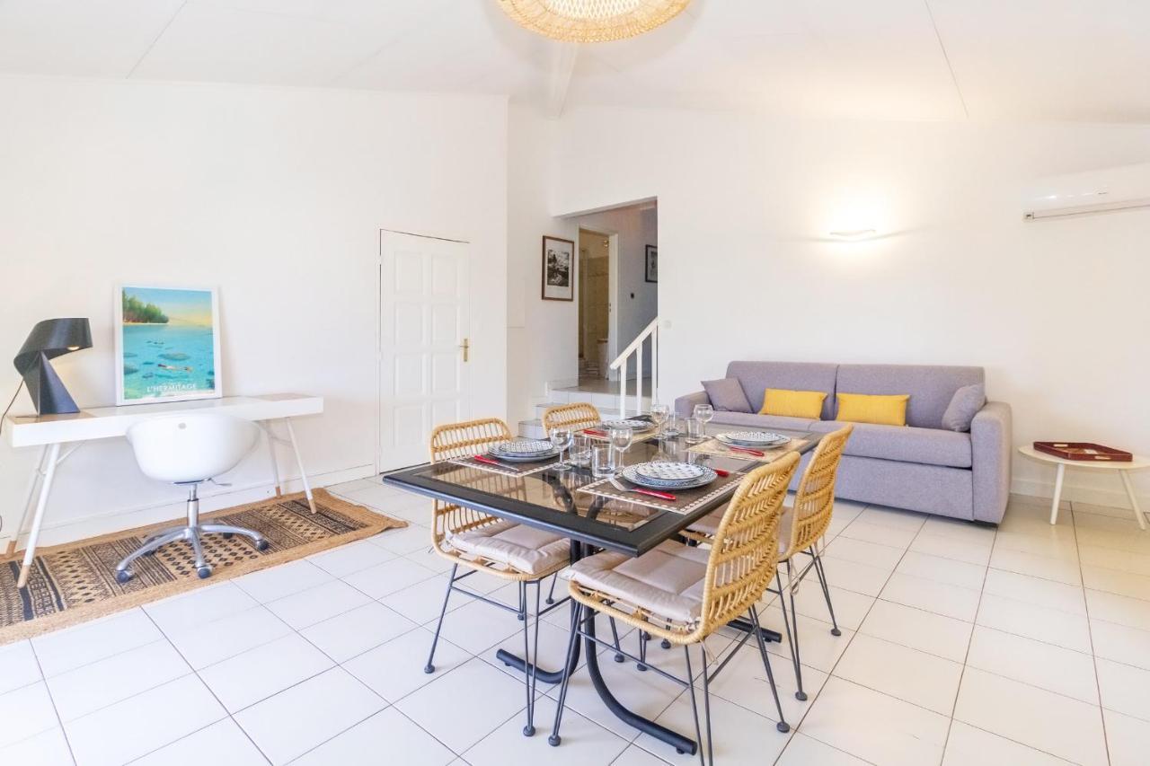 Cuty - Bel Et Spacieux Apt Avec Magnifique Vue Mer Et Piscine Saint Gilles Les Bains Exteriér fotografie